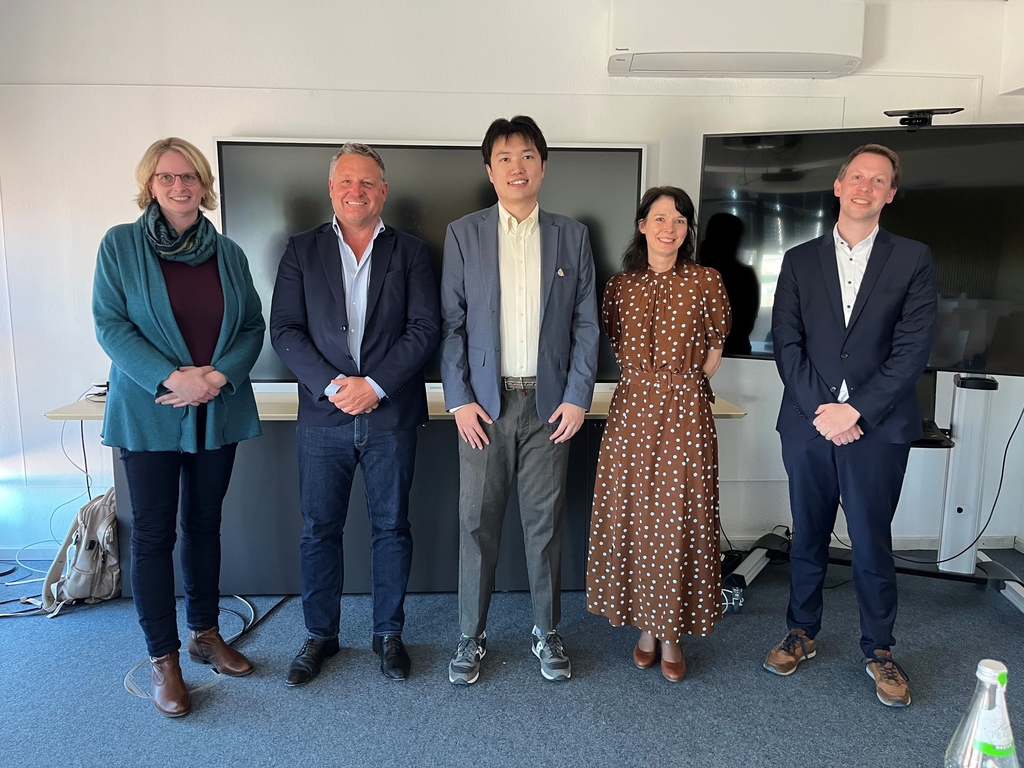 Successful PhD defense by Shi Liu